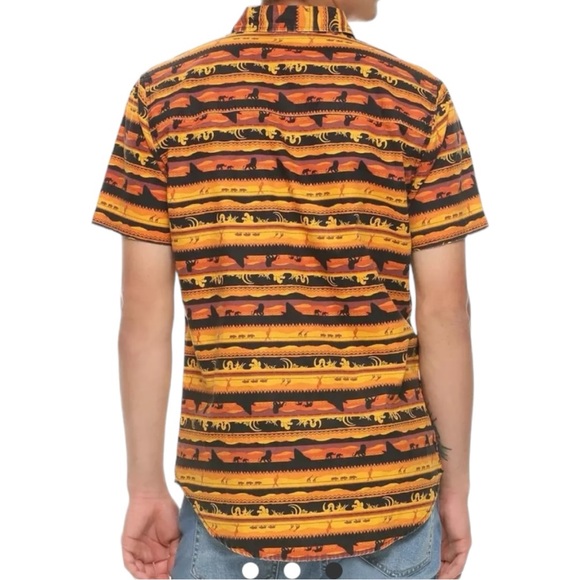 Lion King Button Down Polo Shirt (S) - Picture 2 of 6